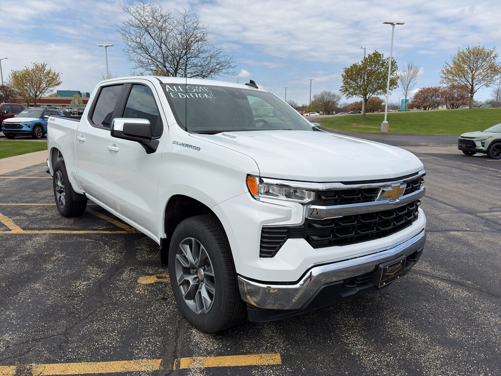 New 2026 Chevrolet Silverado LT Crew Cab
