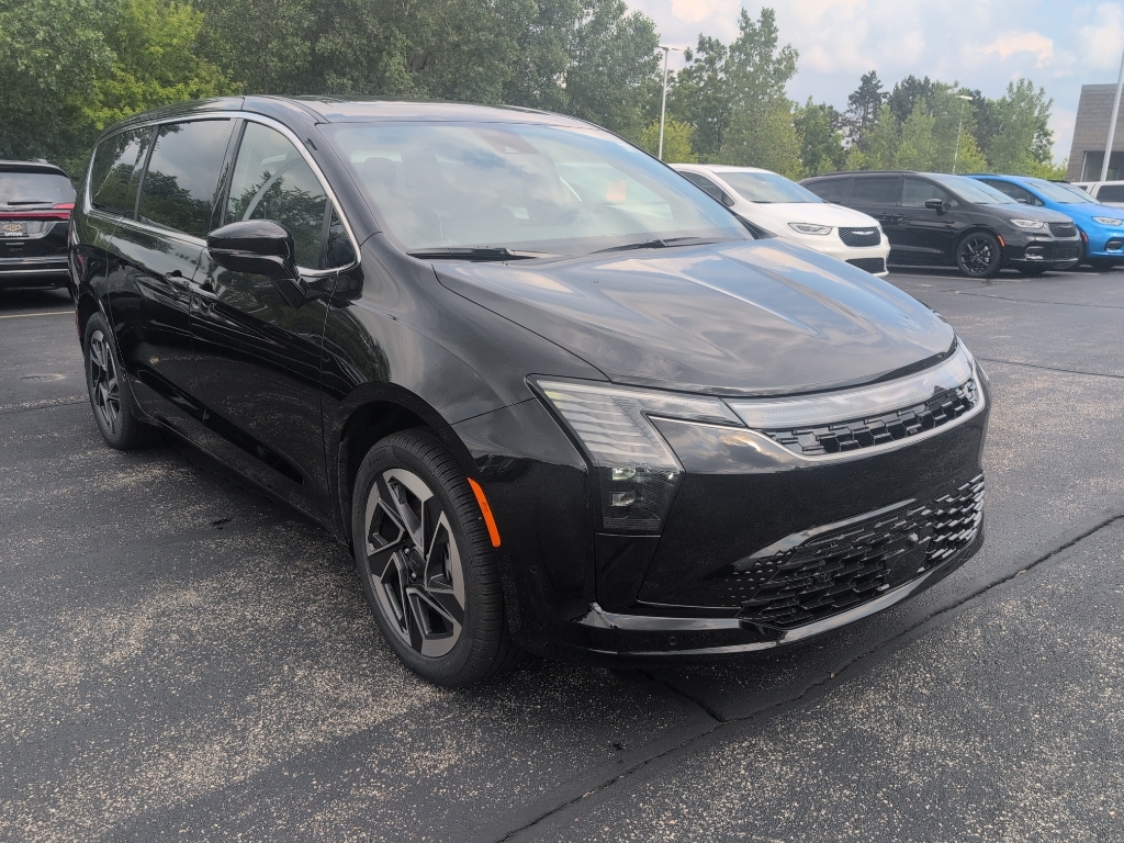 2027 Chrysler Pacifica Limited Passenger Van