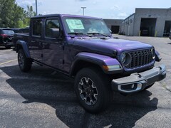 2026 Jeep Gladiator Sahara Crew Cab