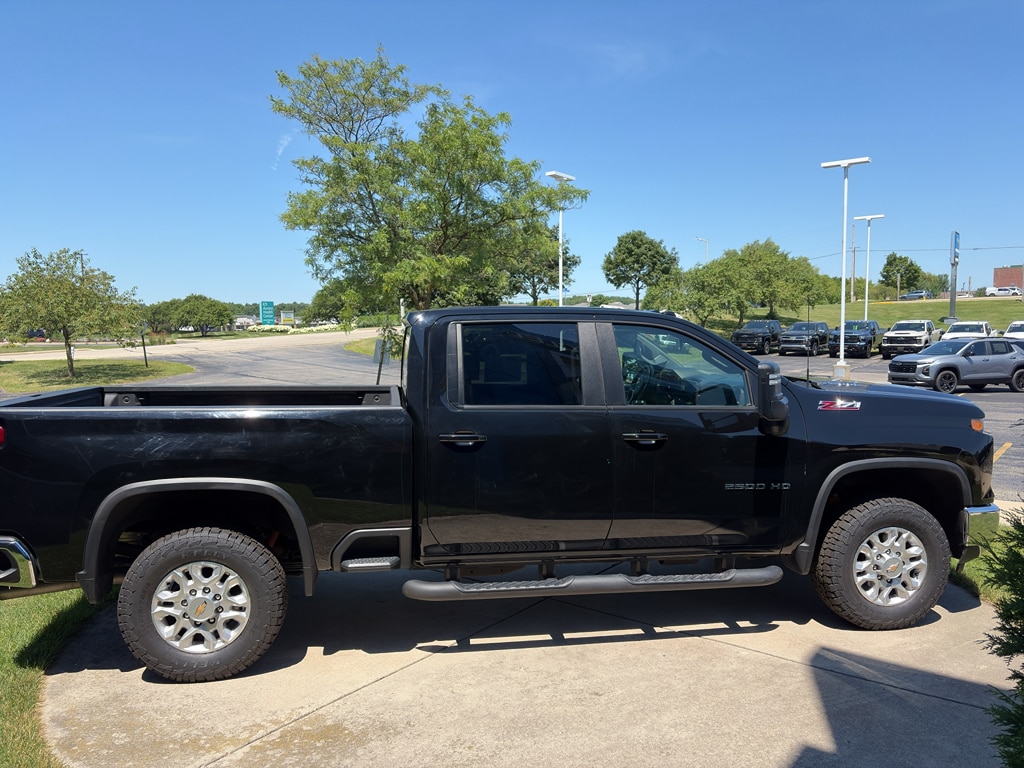 Used 2024 Chevrolet Silverado 2500 HD LT Truck