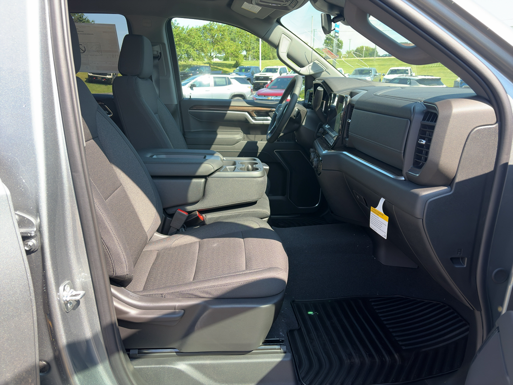 2026 Chevrolet Silverado 1500 LT - Photo 15
