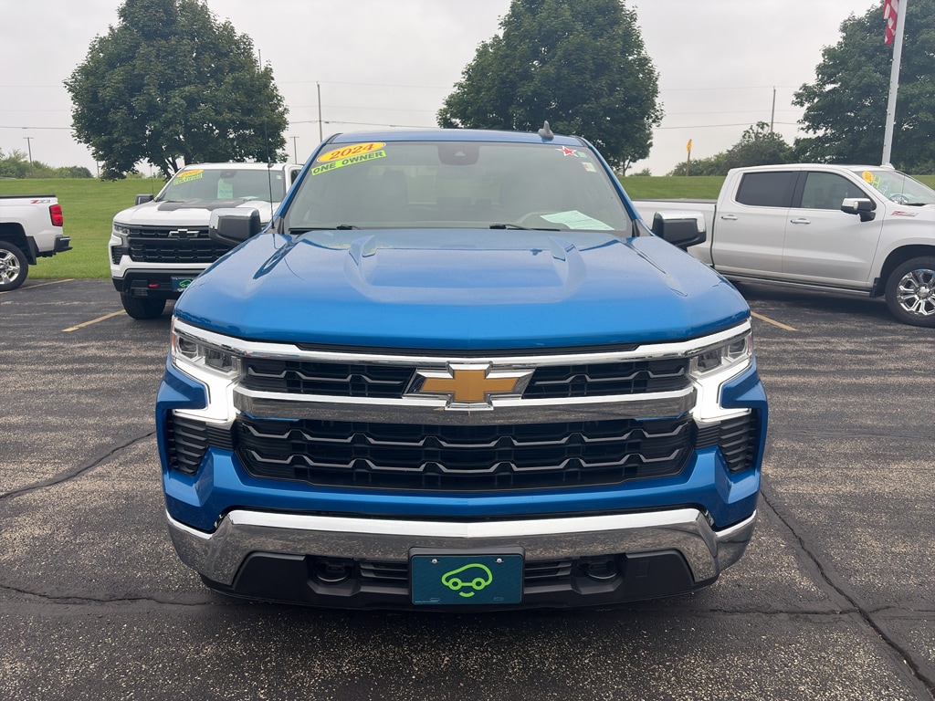 2024 Chevrolet Silverado 1500 LT - Photo 2
