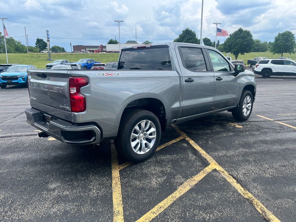 New 2025 Chevrolet Silverado 1500 Custom Truck