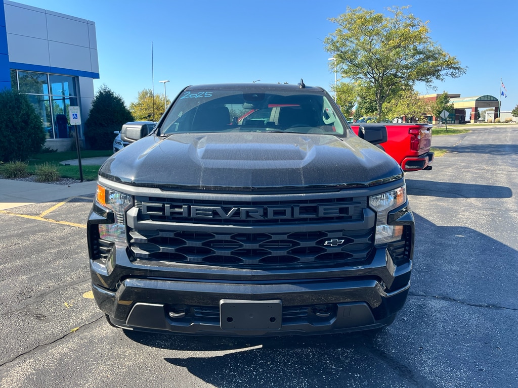 New 2025 Chevrolet Silverado 1500 Custom Truck