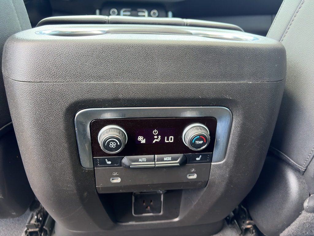 2022 Chevrolet Tahoe Z71 - Photo 9