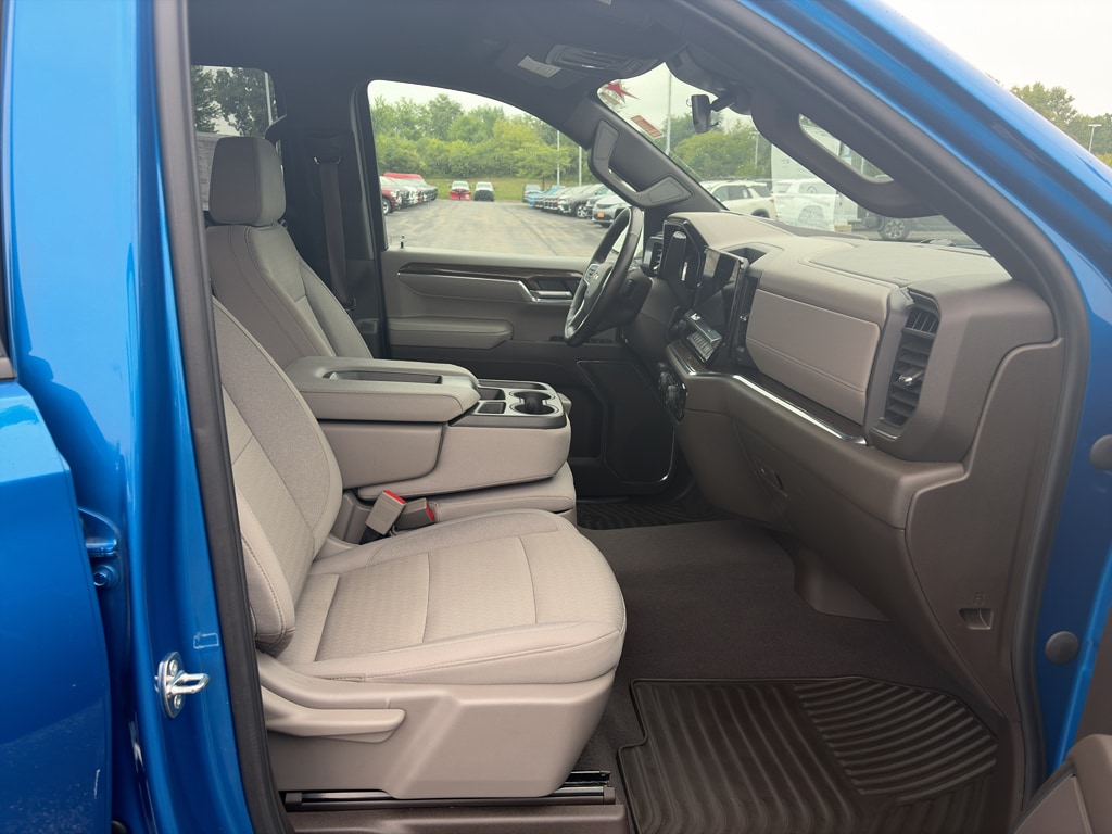 2024 Chevrolet Silverado 1500 LT - Photo 14