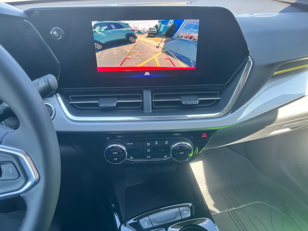 2026 Chevrolet Trax LT - Photo 21