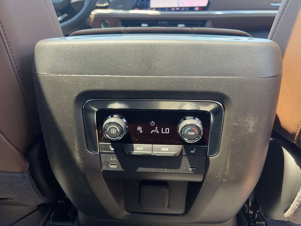 2026 Chevrolet Tahoe High Country - Photo 9