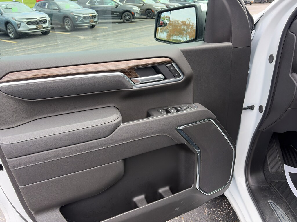 2026 Chevrolet Silverado 1500 LT - Photo 19