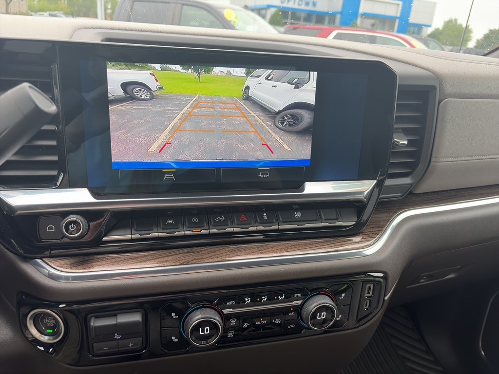 2024 Chevrolet Silverado 1500 LT - Photo 21
