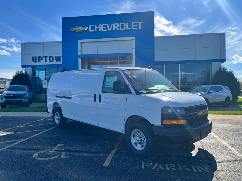2025 Chevrolet Express Cargo Work Van's photo