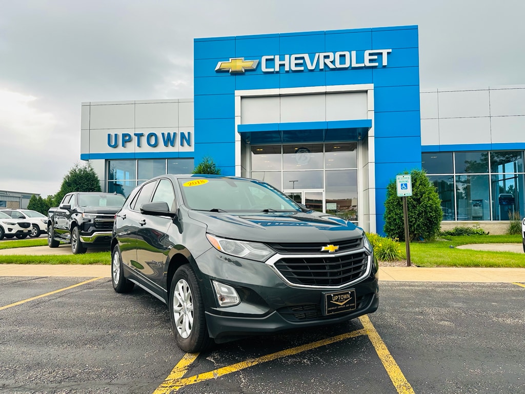 Used 2018 Chevrolet Equinox LT with VIN 2GNAXSEVXJ6243329 for sale in Milwaukee, WI