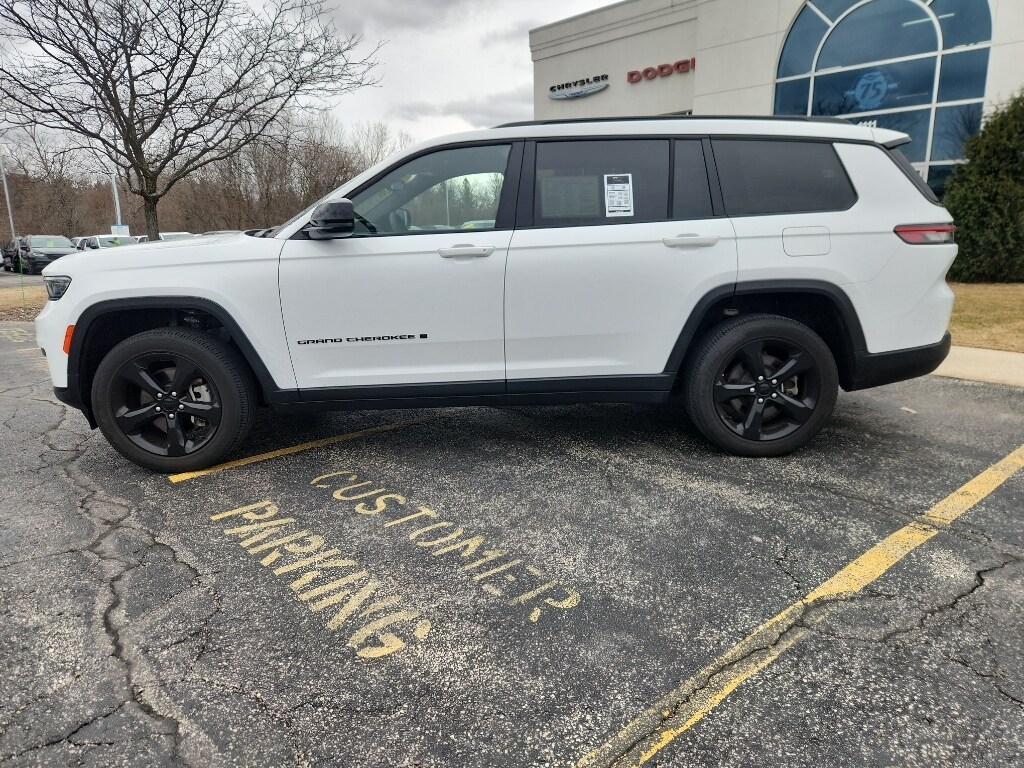 Used 2023 Jeep Grand Cherokee L Altitude