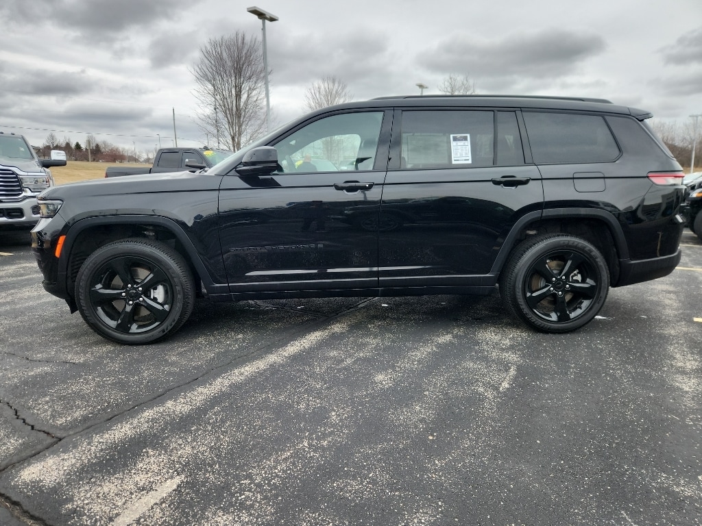 Used 2024 Jeep Grand Cherokee L Altitude X