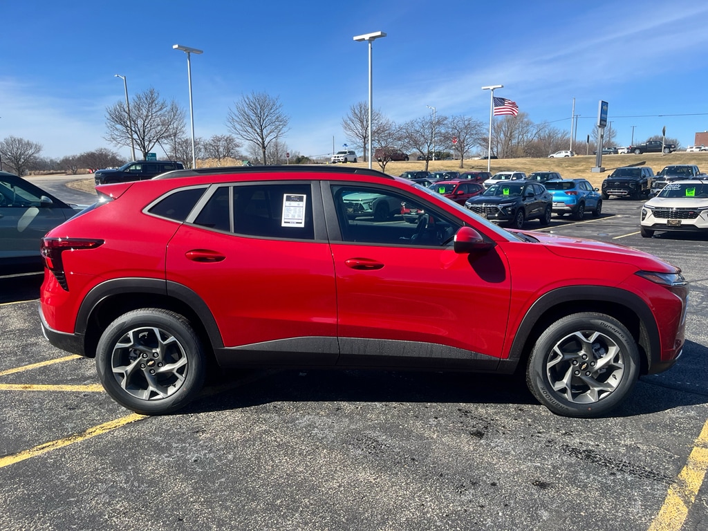 New 2026 Chevrolet Trax LT SUV