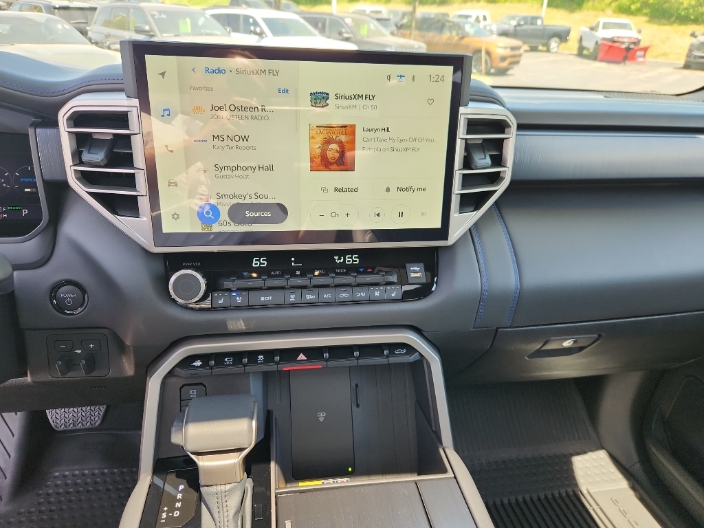 2026 Toyota Tundra Platinum - Photo 12