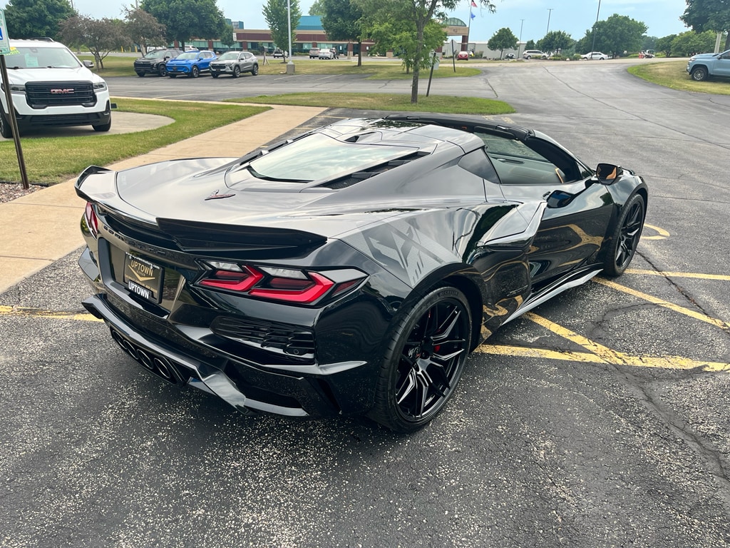 2025 Chevrolet Corvette 2LZ - Photo 7