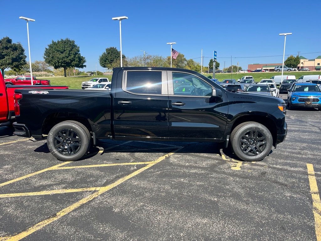 New 2025 Chevrolet Silverado 1500 Custom Truck
