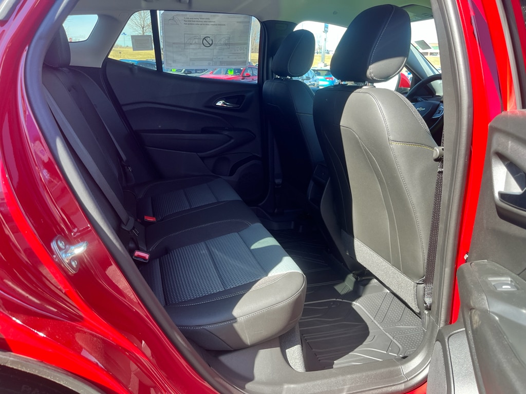 2026 Chevrolet Trax LT - Photo 17