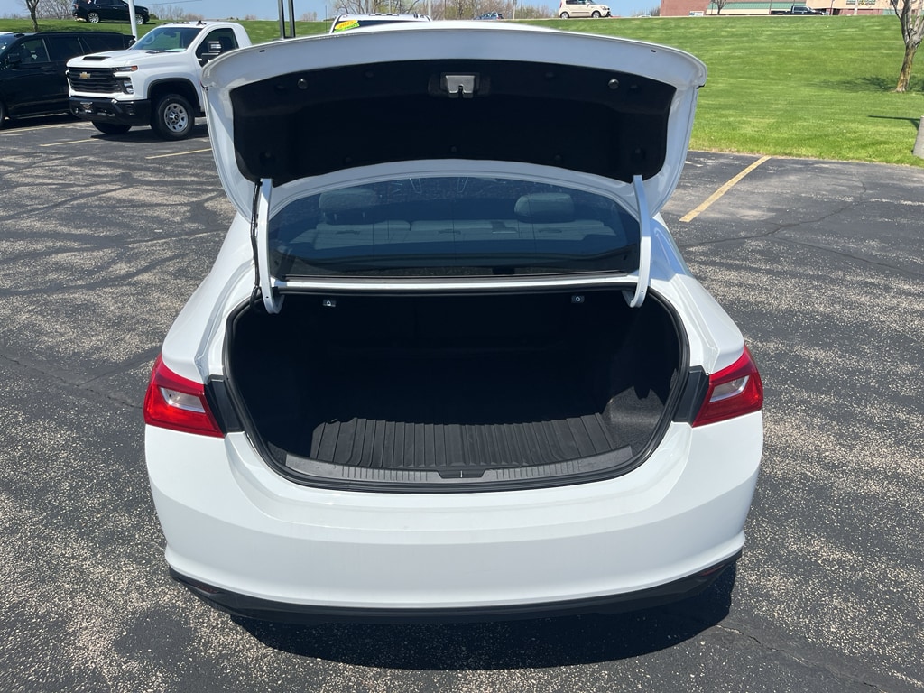 2021 Chevrolet Malibu - Photo 17
