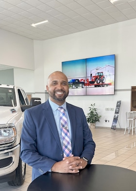 Staff member Karuthus "Rudy" Johnson from ID_141ab720d672