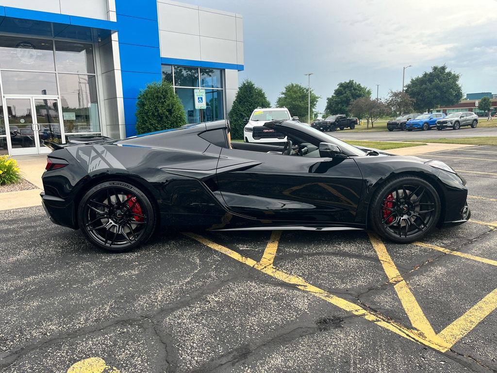 2025 Chevrolet Corvette 2LZ - Photo 8