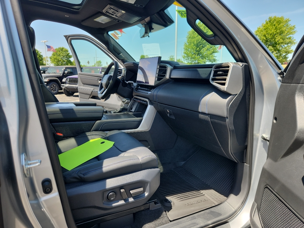 2026 Toyota Tundra Platinum - Photo 19