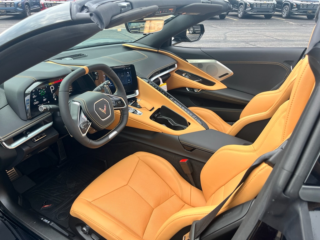 2025 Chevrolet Corvette 2LZ - Photo 10