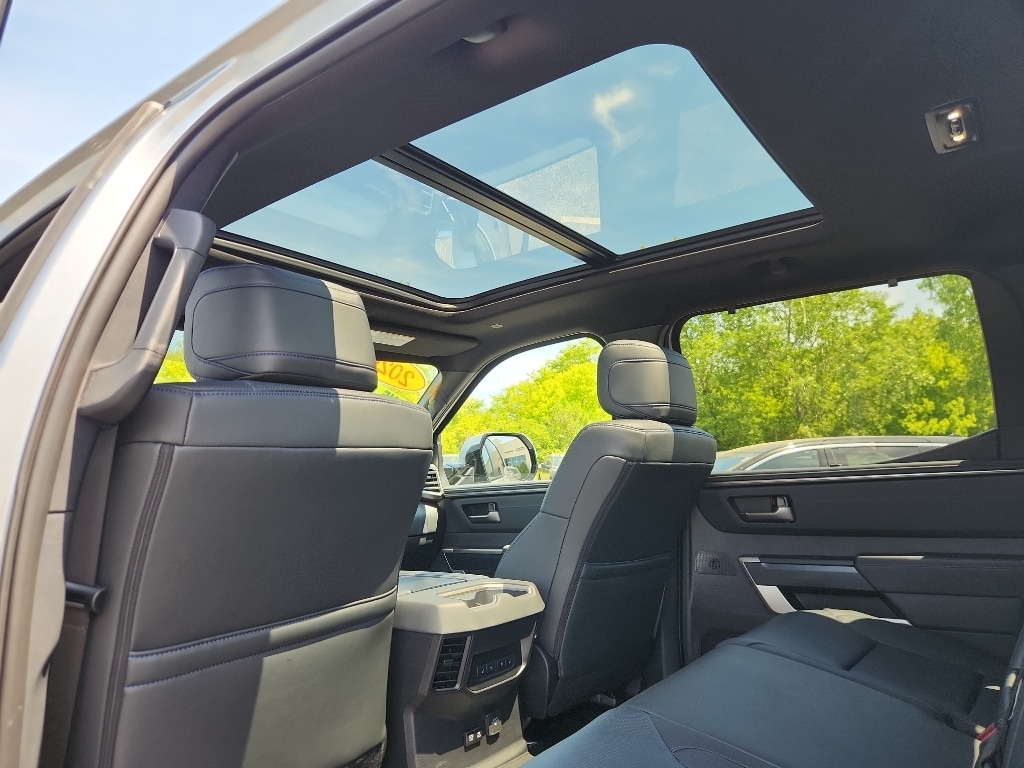 2026 Toyota Tundra Platinum - Photo 15