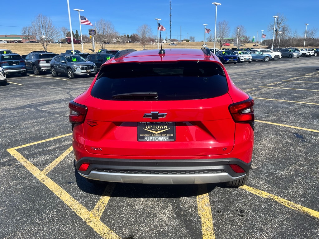 2026 Chevrolet Trax LT - Photo 6