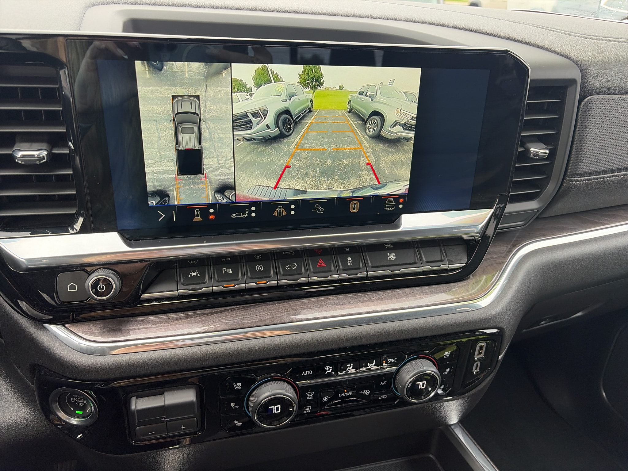 2024 Chevrolet Silverado 1500 LTZ - Photo 24