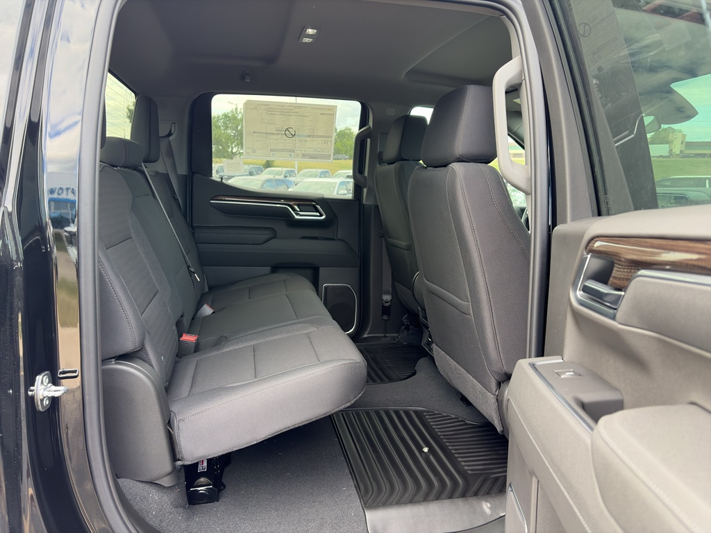 2026 Chevrolet Silverado 1500 LT - Photo 15