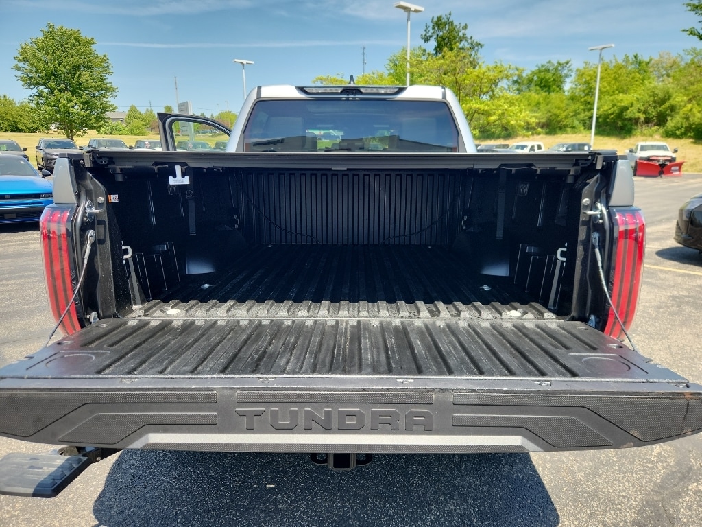 2026 Toyota Tundra Platinum - Photo 17