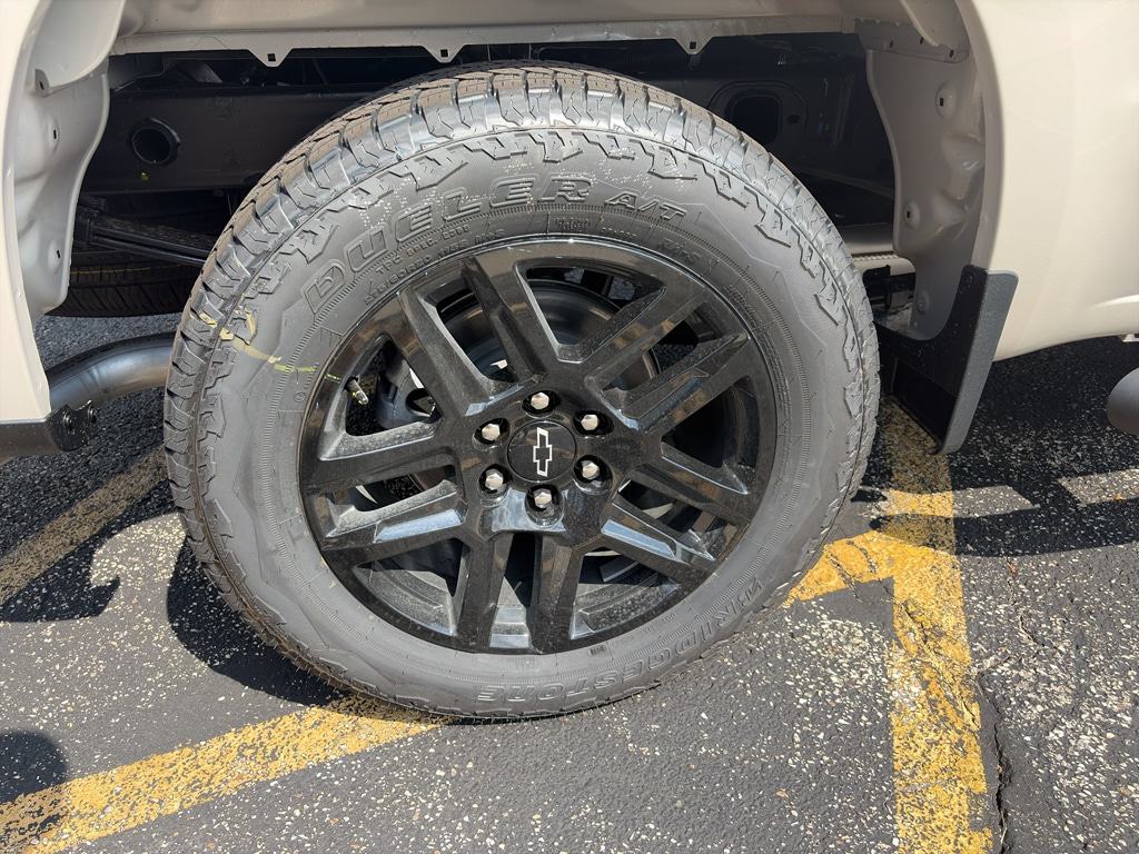 2026 Chevrolet Silverado 1500 RST - Photo 17