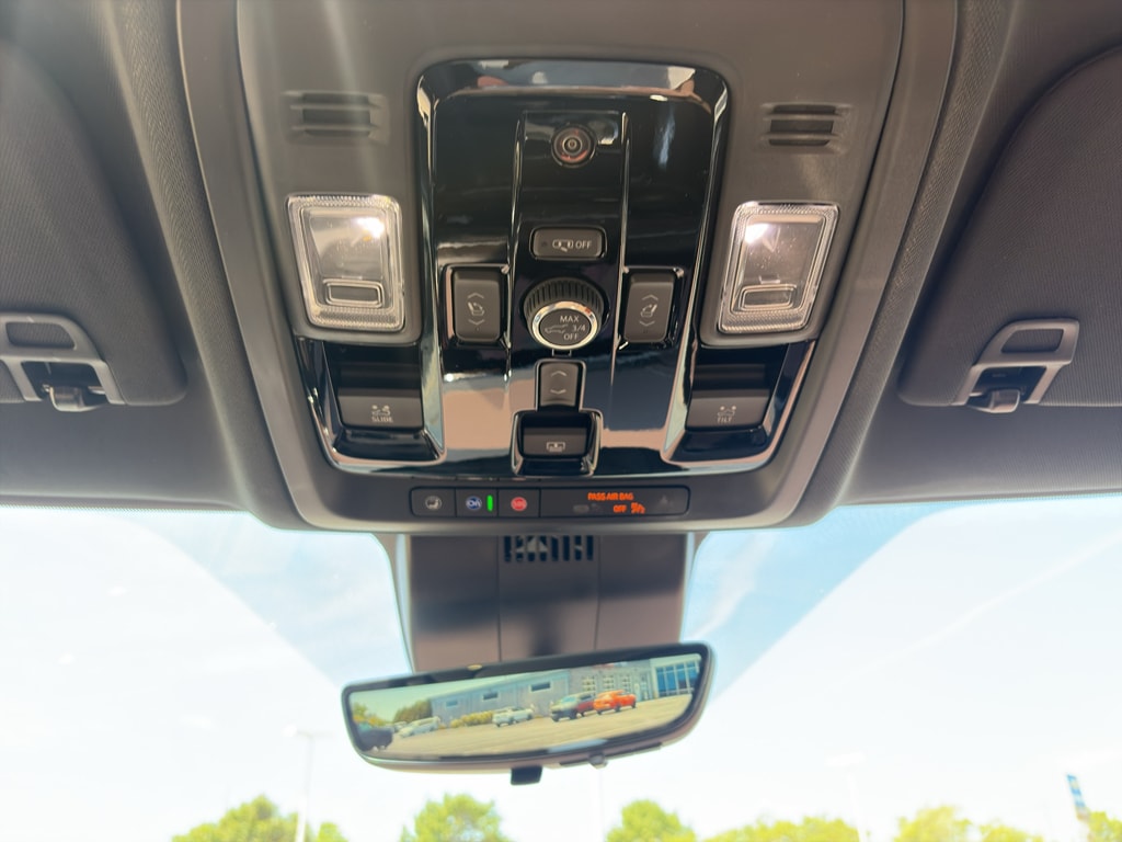 2026 Chevrolet Tahoe High Country - Photo 14