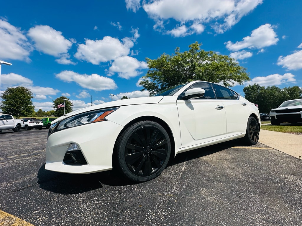Used 2021 Nissan Altima 2.5 Platinum