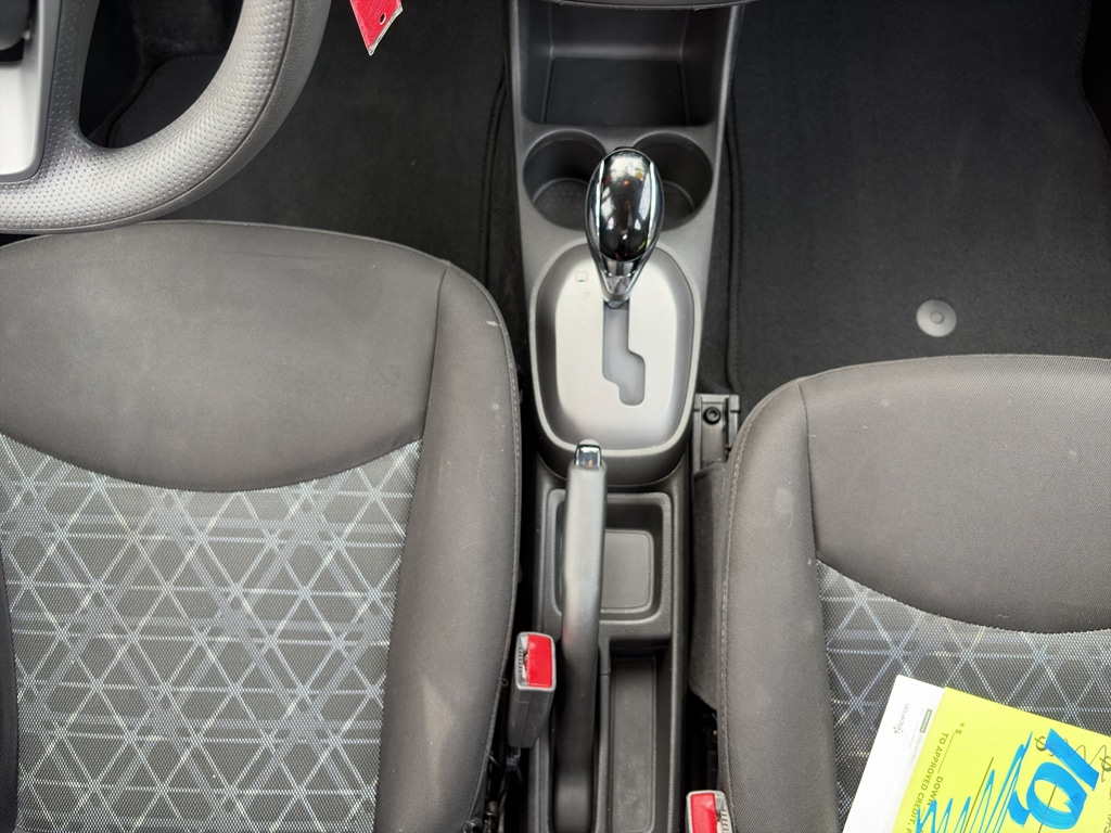 2019 Chevrolet Spark 1LT - Photo 13