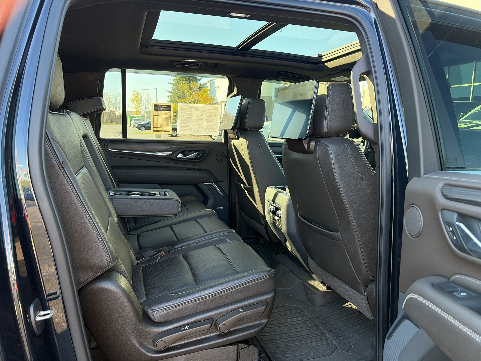 2021 GMC Yukon XL Denali - Photo 15