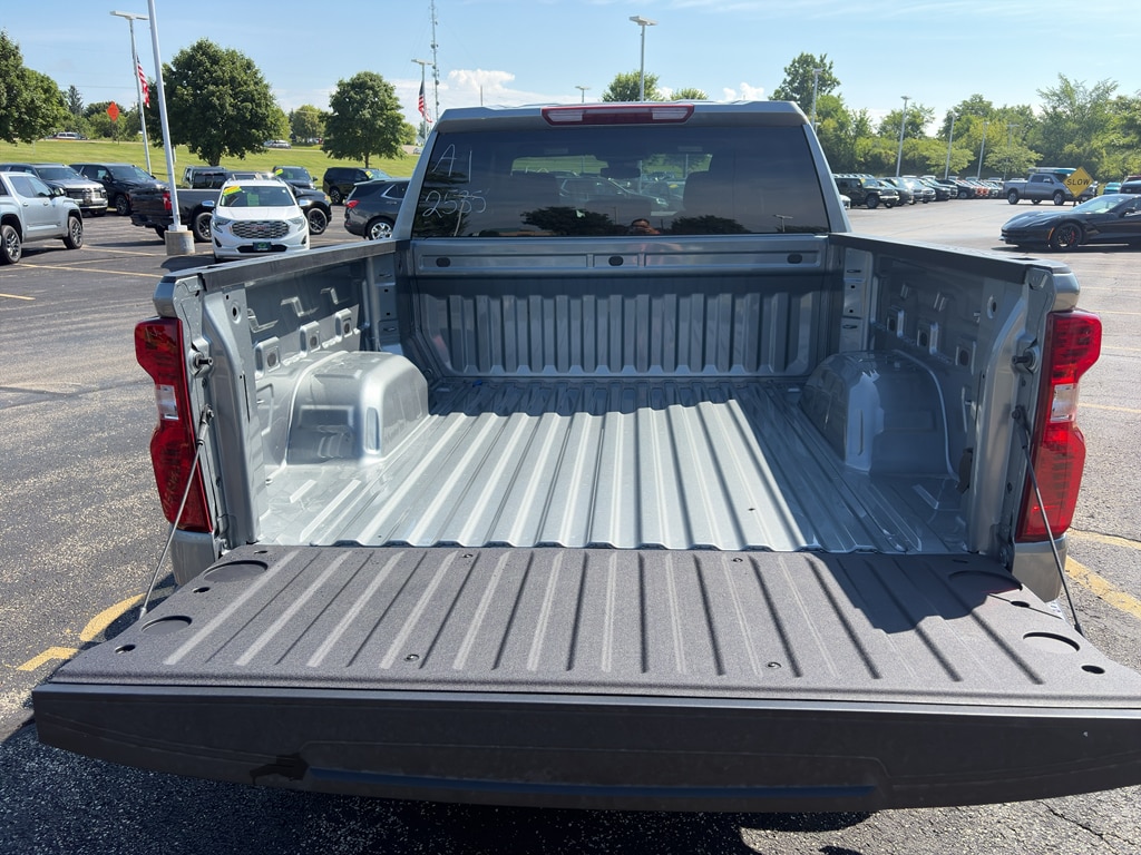 2026 Chevrolet Silverado 1500 LT - Photo 17
