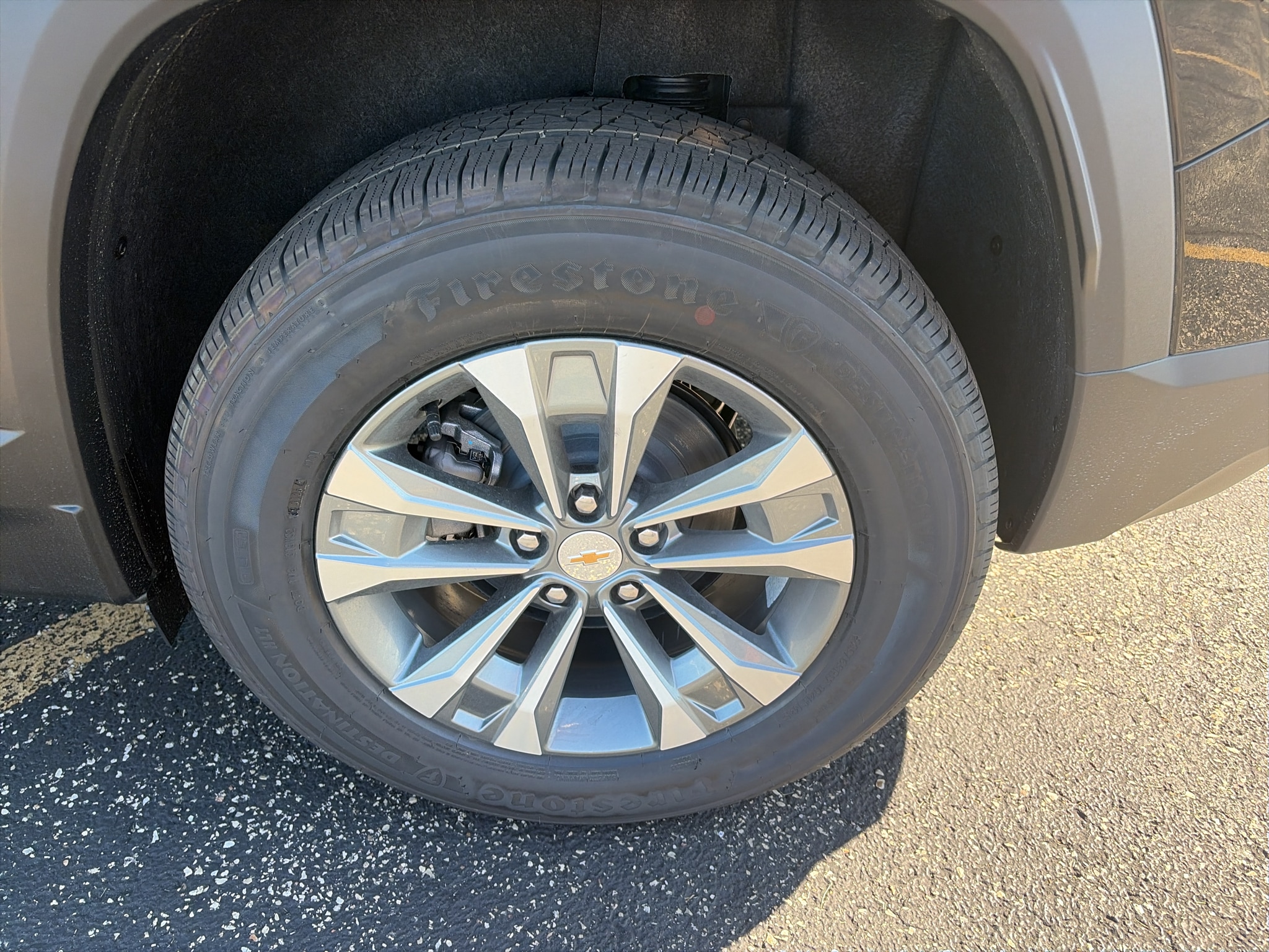 2027 Chevrolet Equinox LT - Photo 17