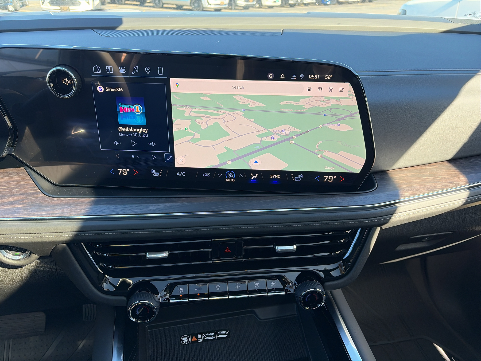 2027 Chevrolet Tahoe Z71 - Photo 12