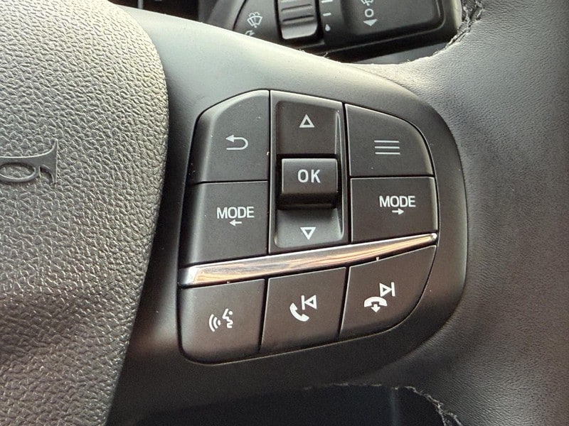 2026 Ford Maverick XLT - Photo 13