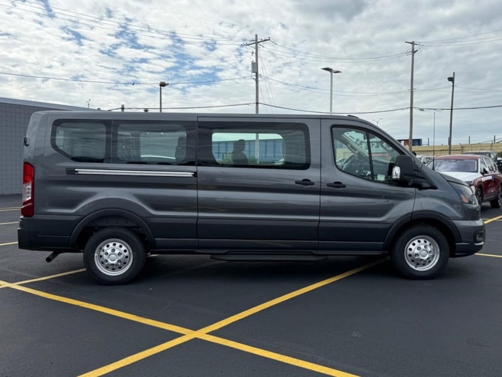 New 2027 Ford Transit Passenger Wagon T-350 148 Low Roof XLT AWD Van