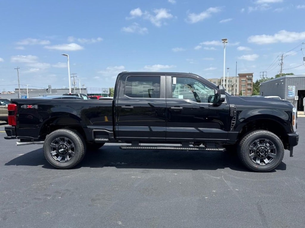 New 2026 Ford Super Duty F-250 SRW 4WD STX Truck