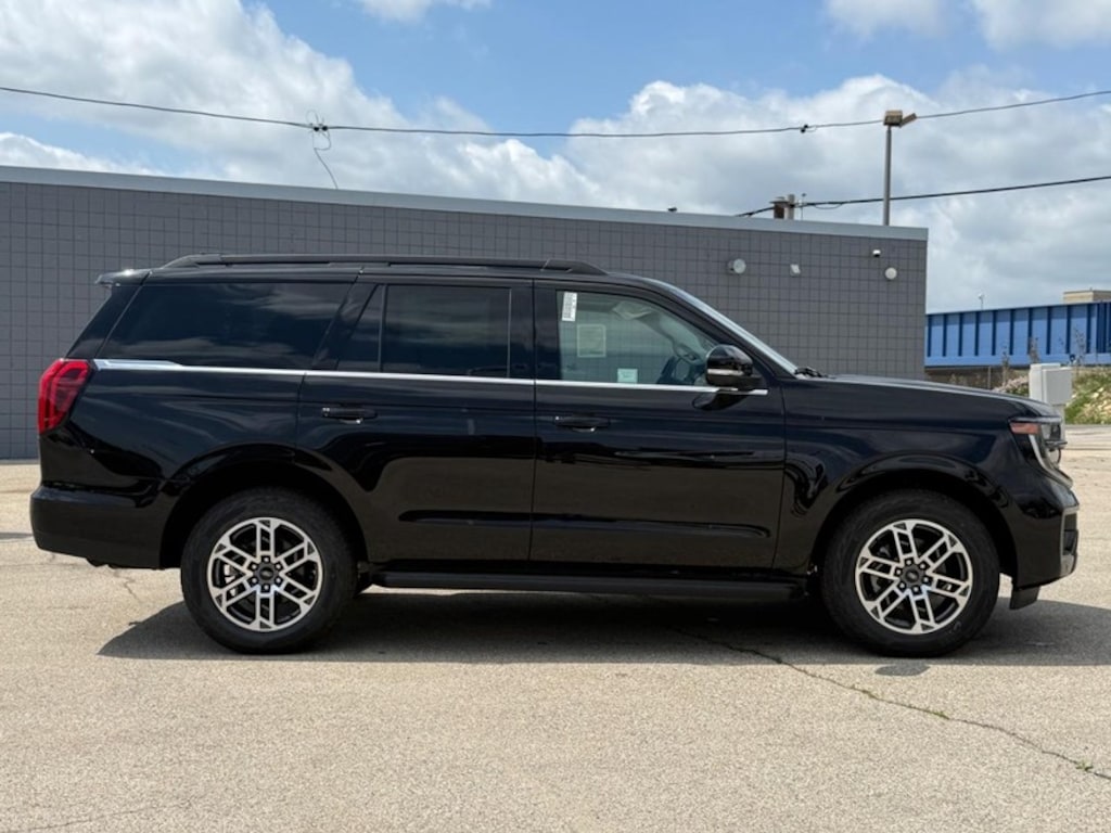 New 2026 Ford Expedition Active 4x4 SUV