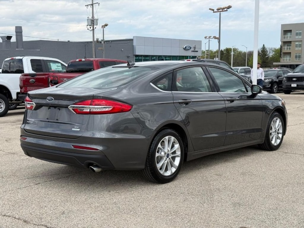 Certified 2019 Ford Fusion SE FWD Sedan
