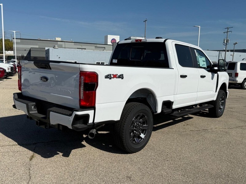 2026 Ford F-250 XL photo 2