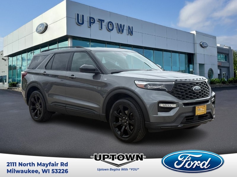 2023 Ford Explorer ST-LINE 4WD's photo
