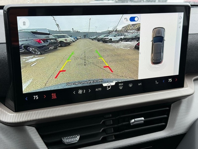2026 Ford Explorer Active - Photo 16