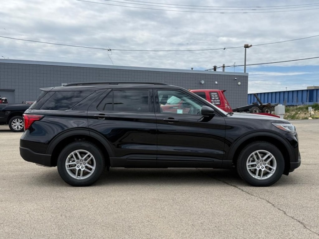 New 2026 Ford Explorer Active 4WD SUV